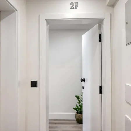 Bse15 2f, A In Madeira Funchal (Madeira)