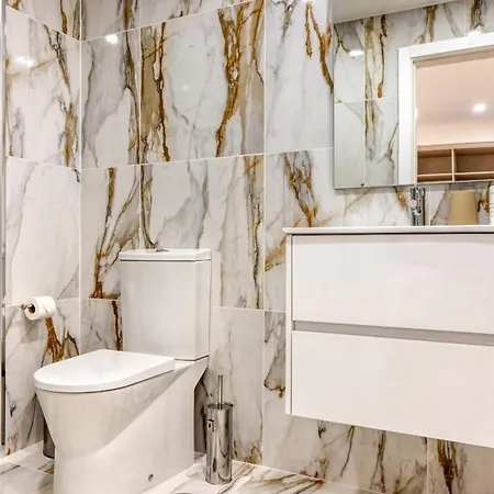 Bse15 2f, A In Madeira Funchal (Madeira)